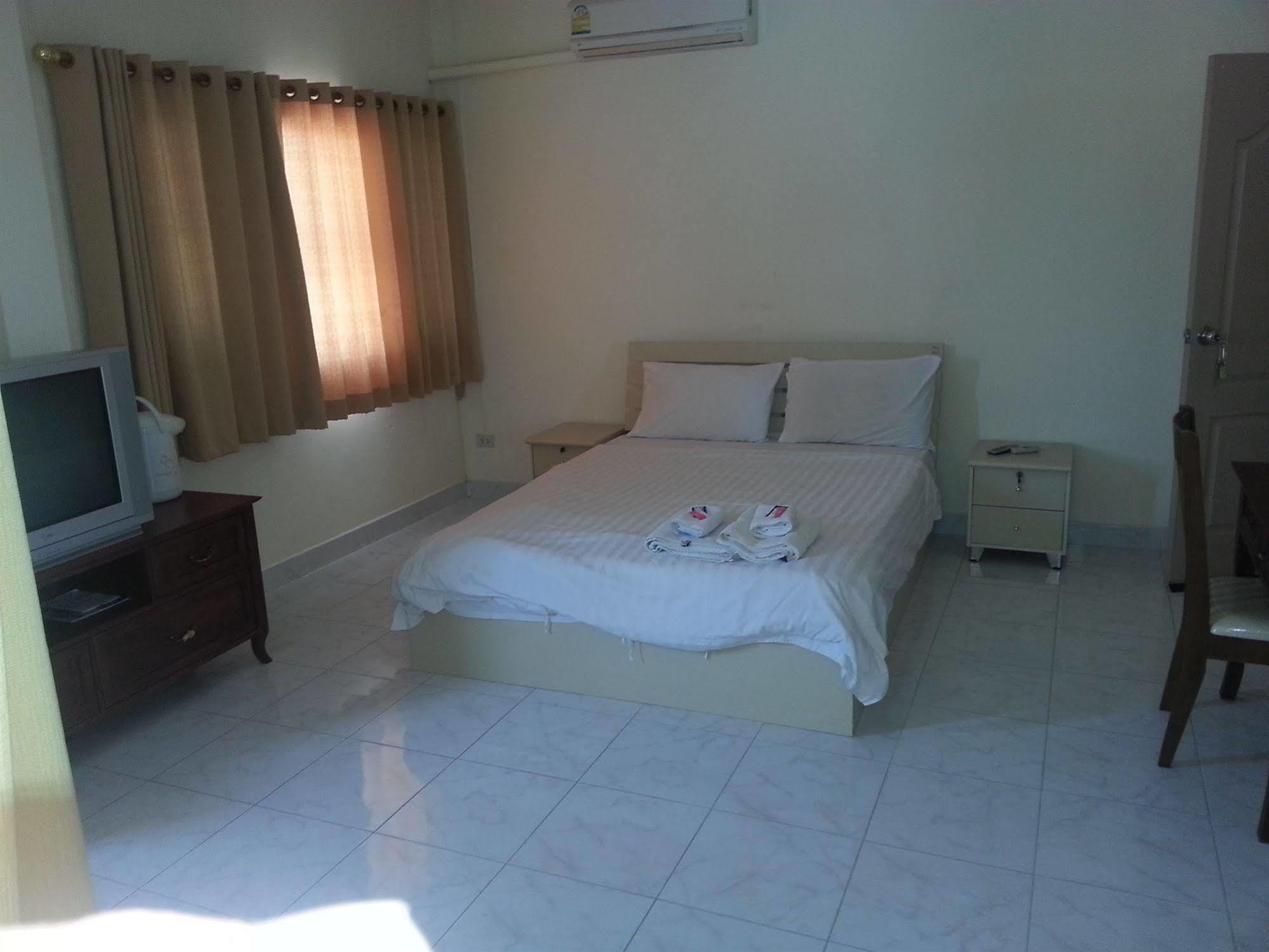 Donkey'S Rest Hotel هوا هين المظهر الخارجي الصورة